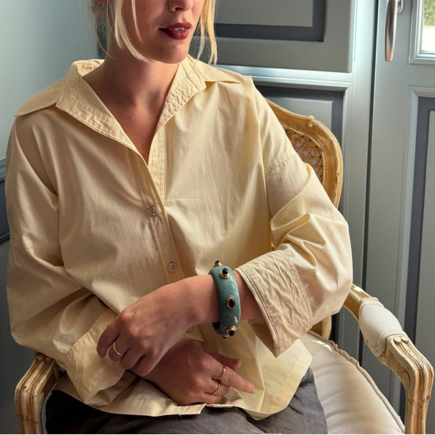 Michael Nash Jewelry - Renee Bangle In Turquoise Resin And Lapis Stones