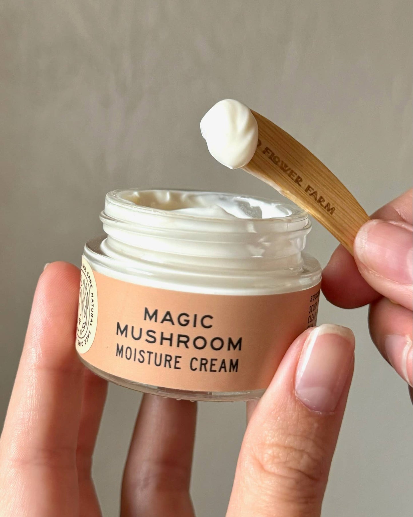 Good Flower Farm - Magic Mushroom Organic Herbal Moisture Cream / 1 oz
