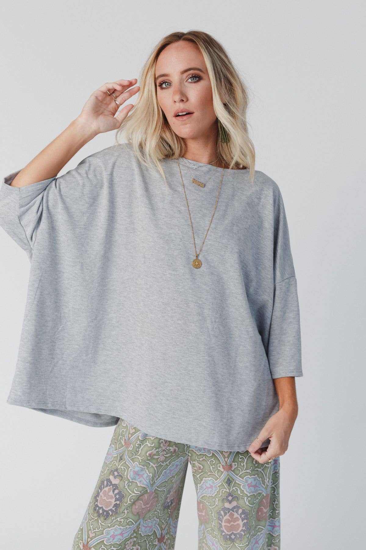 Three Bird Nest - Cozy Cool Oversized Tee - Heather Gray: S