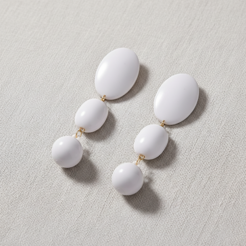 paperln - Acrylic Geometric Oval Silver Stud Earrings