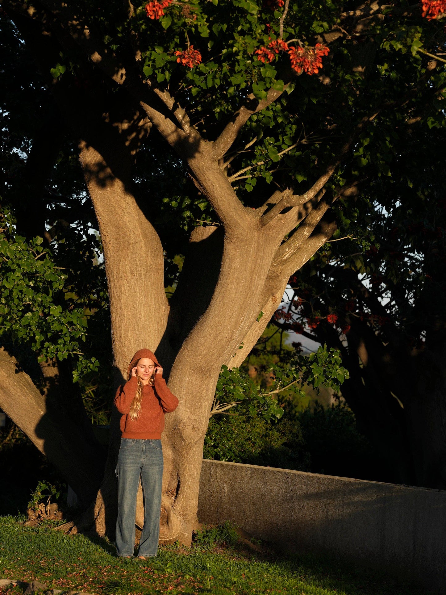 Mollusk - Softest Hoodie: Umber / M