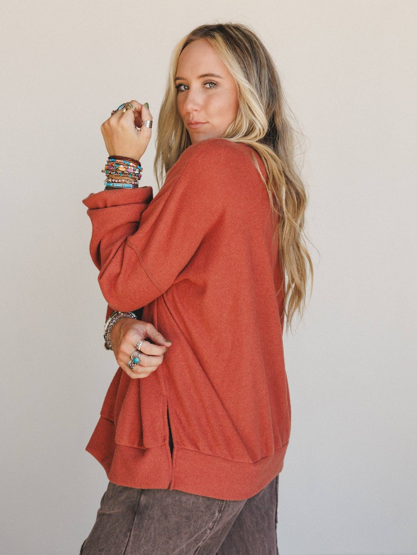 Three Bird Nest - Brayden Oversized Pullover - Rust: Rust / S