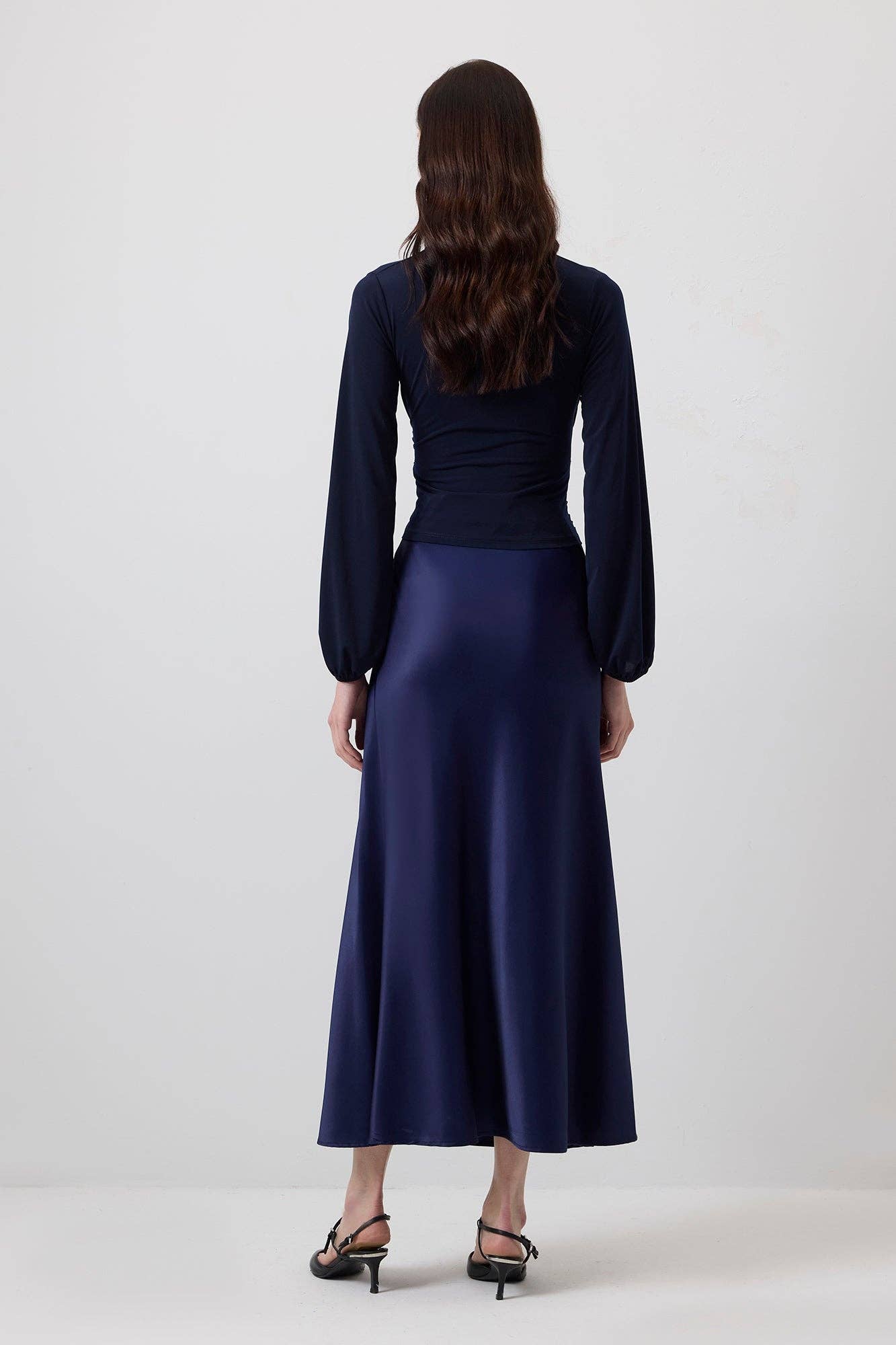 Touché Privé - DRAPED FRONT PLEATED HEM BLOUSE WITH BALLON SLEEVES : Navy Blue / S