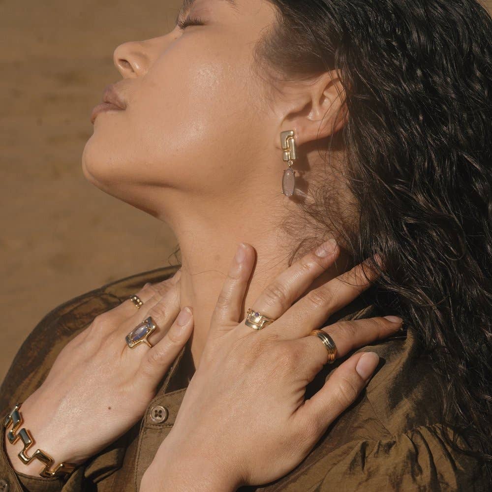 Lindsay Lewis - Grand Ring - Blue: 7