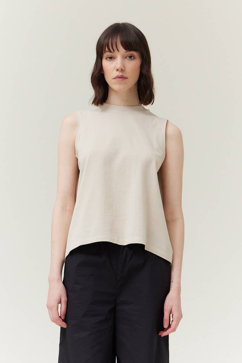 Grade & Gather - 42078 - BACK FOLDED TSHIRT: OFF WHITE / Contemporary / SMALL