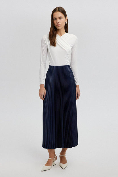 Touché Privé - PLEATED SKIRT - MAXI LENGTH, HIGH WAIST: Navy Blue / Standart