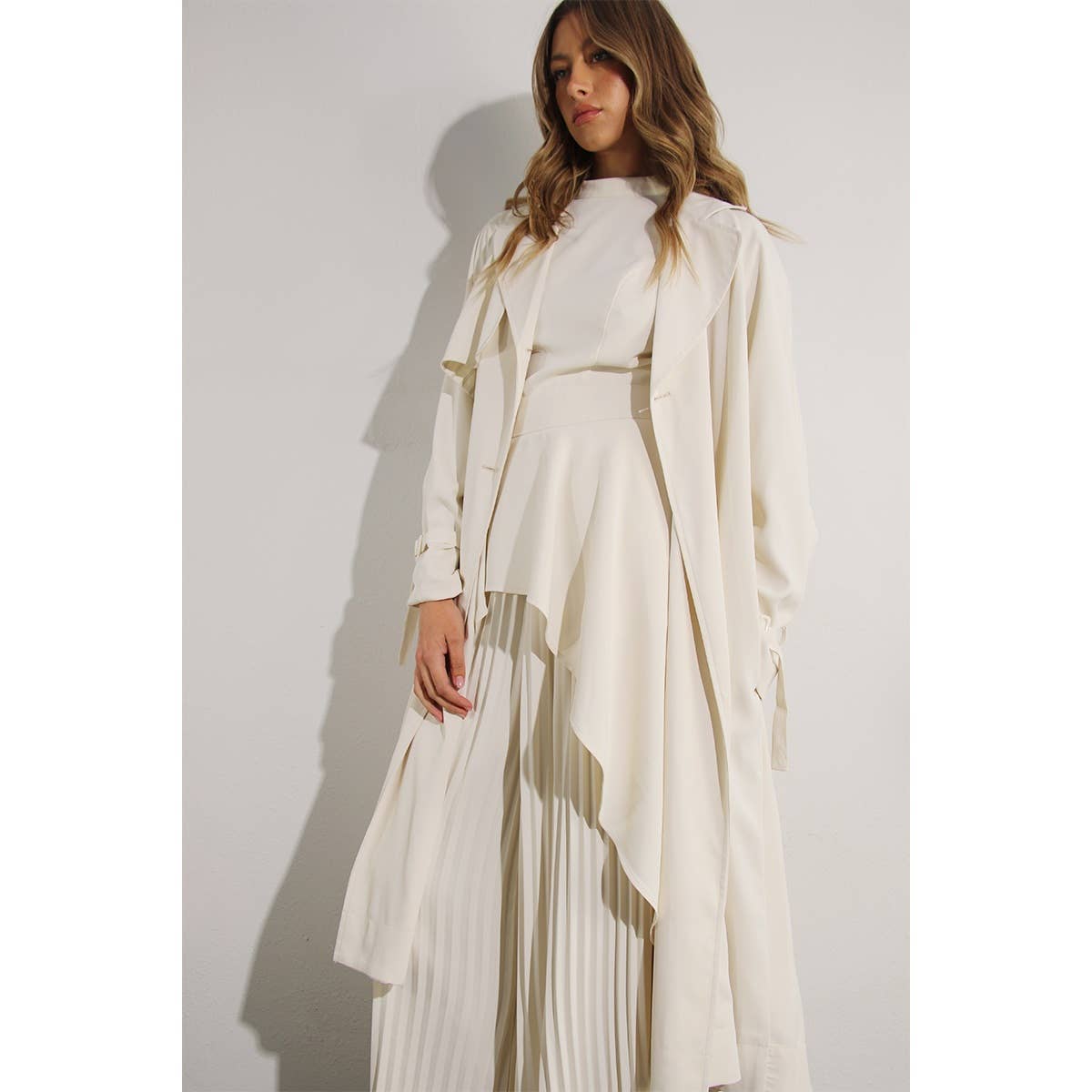 Mulla - BACK PLEATED TRENCH COAT: ASH TAUPE / M