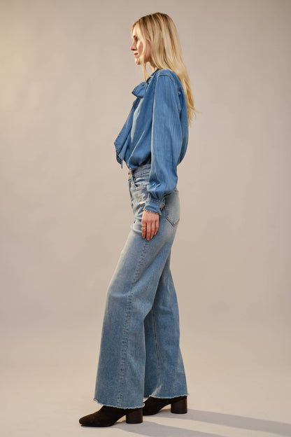 Blue B - 23612T - Tie Neck Hidden Button Chambray Blouse: MEDIUM WASH / S