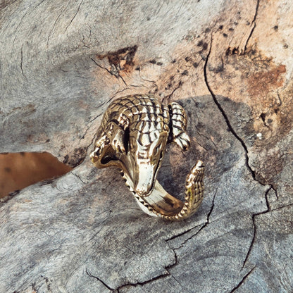 Bisjoux - Brass alligator animal ring crocodile nature jewelry