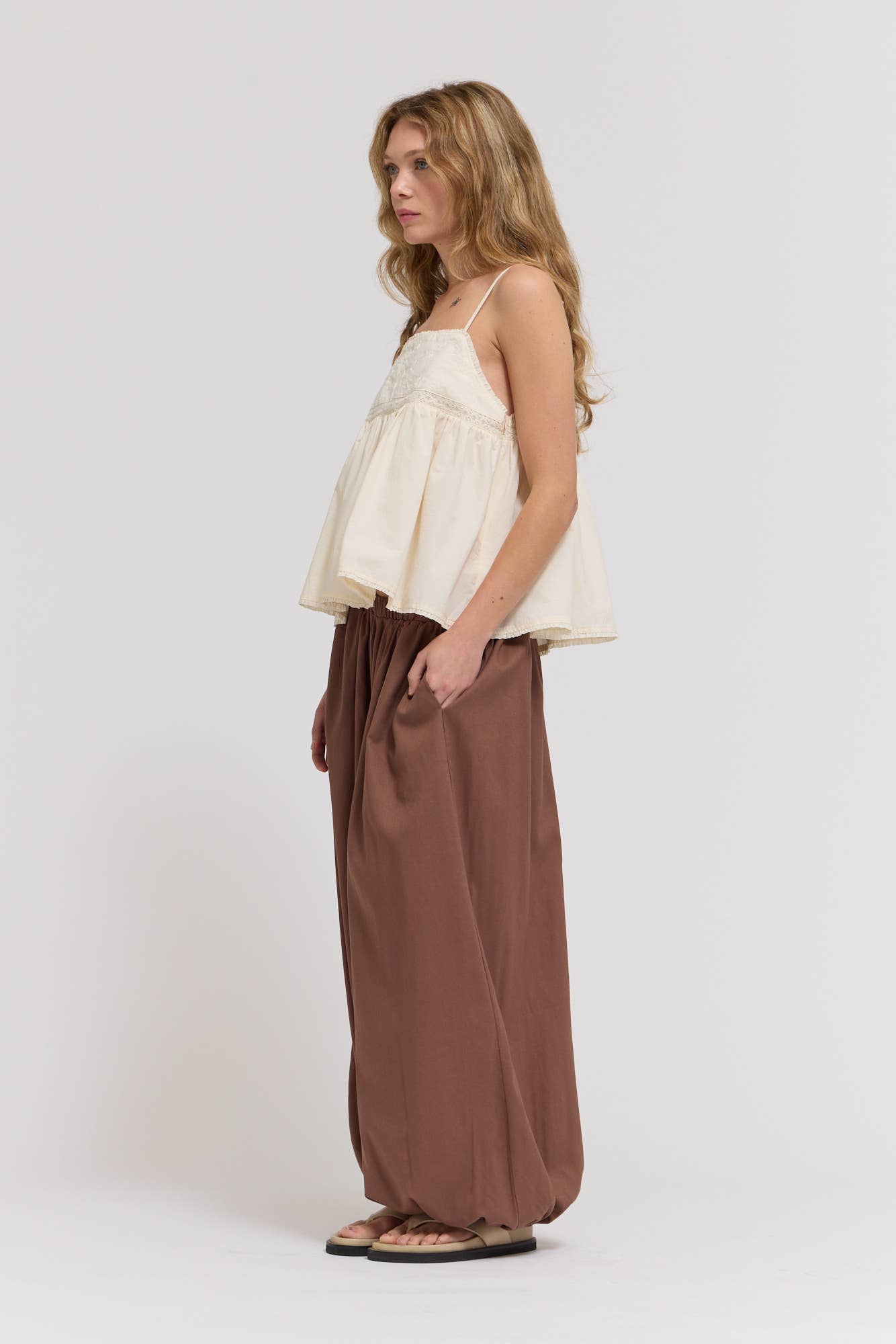 Grade & Gather - 42226 - EMBROIDERED SLEEVELESS TOP: SOY / Contemporary / MEDIUM
