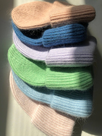 Billy Bamboo - ROYAL ANGORA WOOL BEANIE - snow pastel: Mocha green