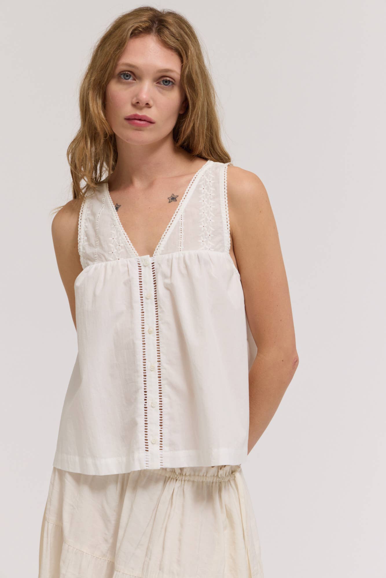 Grade & Gather - 42218 - V-NECK EYELET TANK: ATLANTIC / Contemporary / SMALL