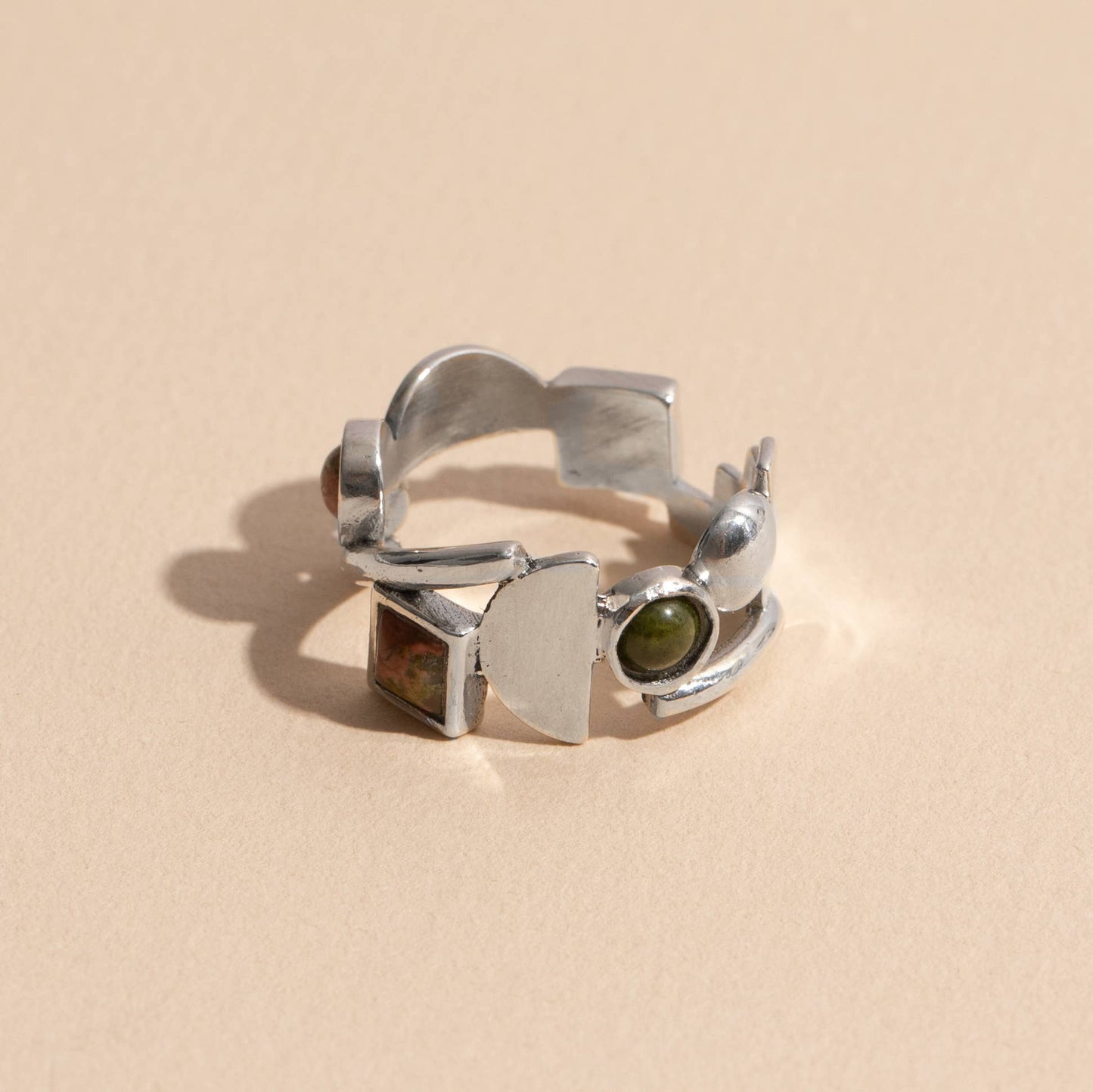 Lindsay Lewis - Shapes Ring: Brass / 7
