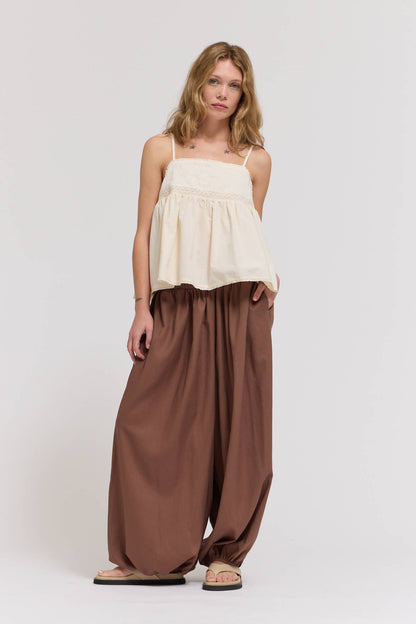 Grade & Gather - 42226 - EMBROIDERED SLEEVELESS TOP: SOY / Contemporary / LARGE