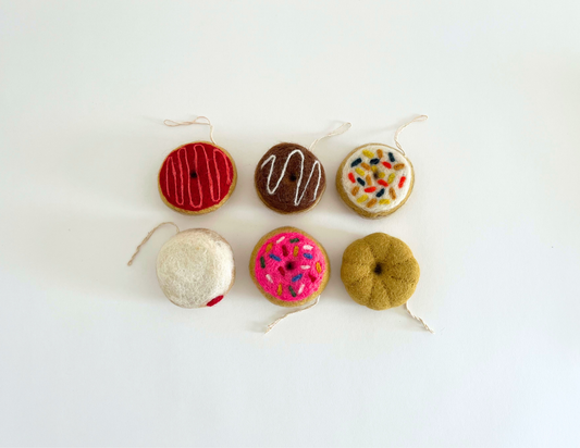 PetitFelts - Donut Box Ornament Set