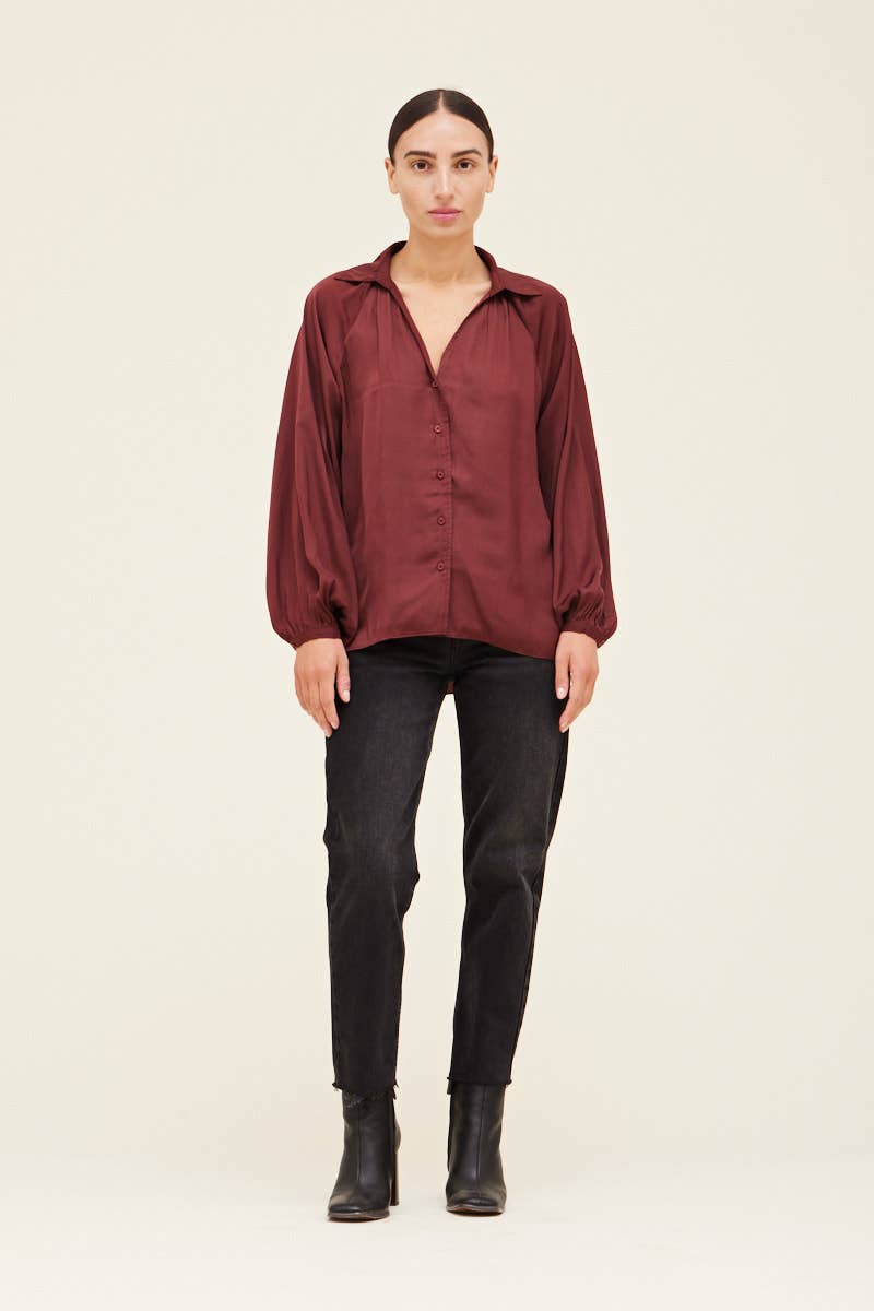 Grade & Gather - 41458PP - COLLARED SATIN BLOUSE: MILK / SMALL