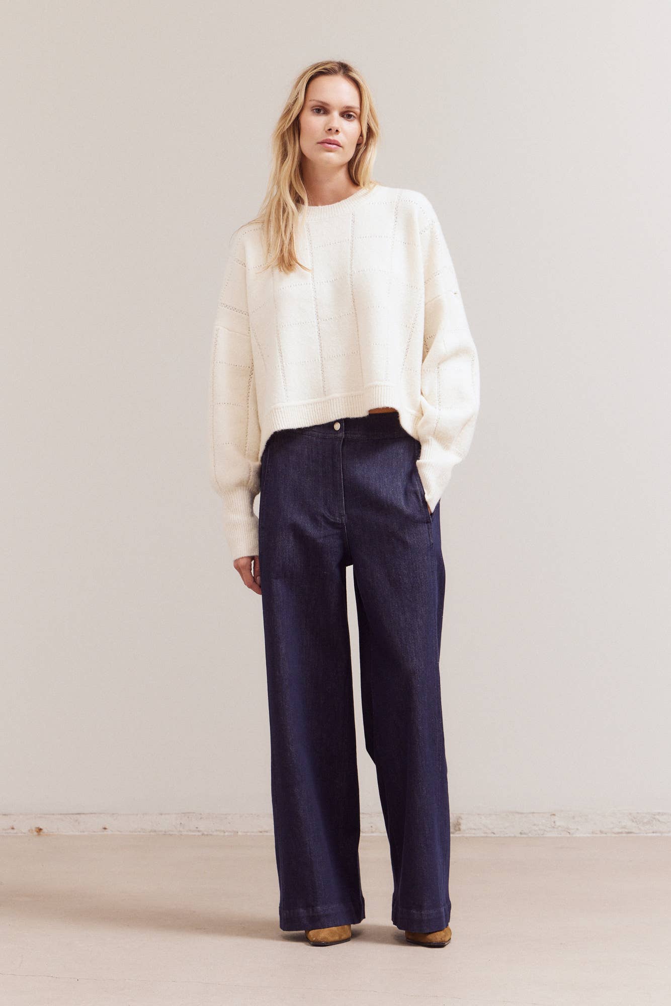 Grade & Gather - 41984 - TEXTURE GRID KNIT: MIDNIGHT / Contemporary / LARGE