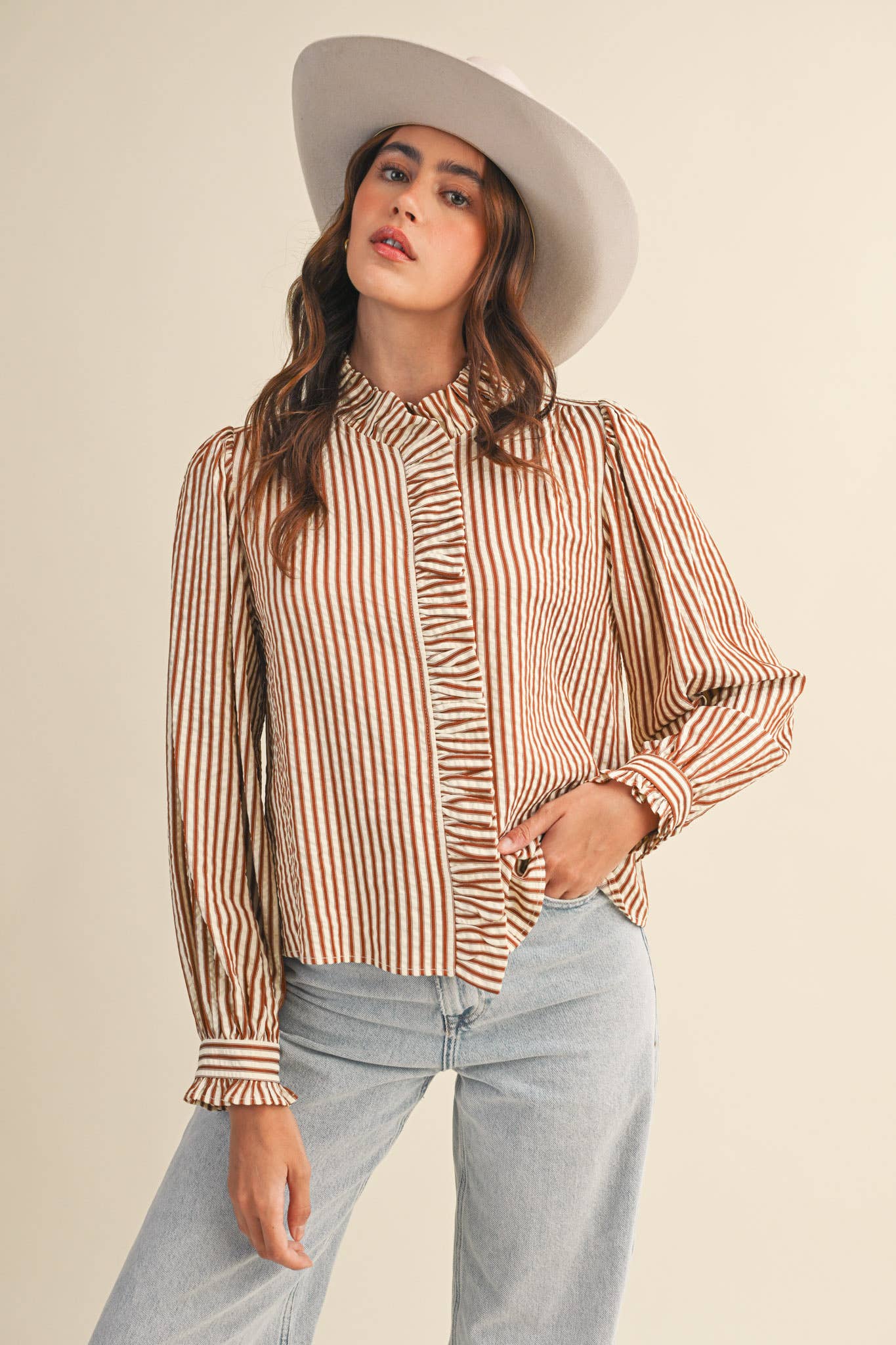 &MERCI - STRIPED RUFFLED BUTTON DOWN LONG SLEEVE TOP MTP4319: Denim Blue Stripe / L