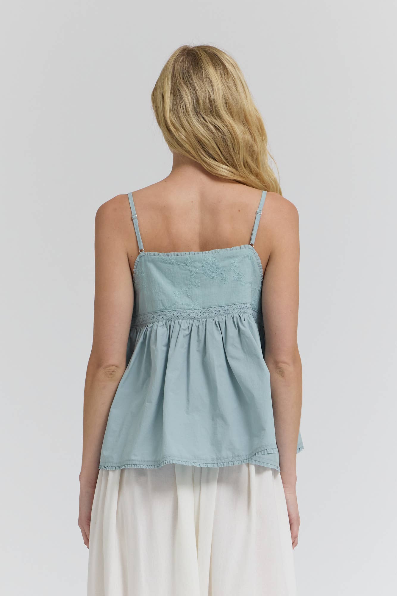Grade & Gather - 42226 - EMBROIDERED SLEEVELESS TOP: SOY / Contemporary / SMALL