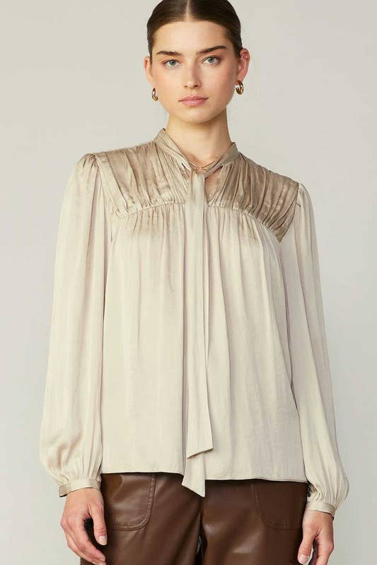 Current Air - V-neck Pleated Blouse W/Self Tie: Ecru / M
