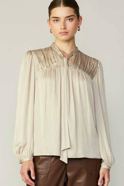 Current Air - V-neck Pleated Blouse W/Self Tie: Ecru / M