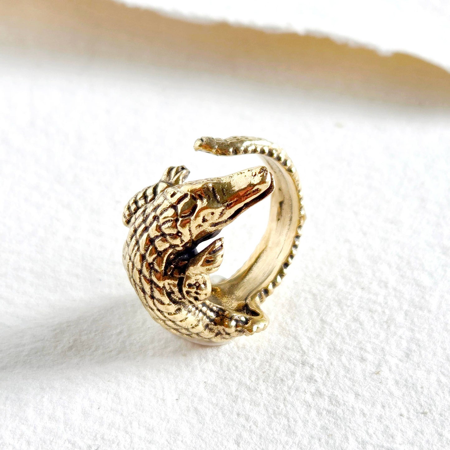 Bisjoux - Brass alligator animal ring crocodile nature jewelry