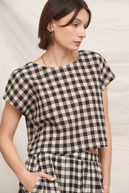 En Crème - Short Sleeve Gingham Boxy Top: Black Ivory / S