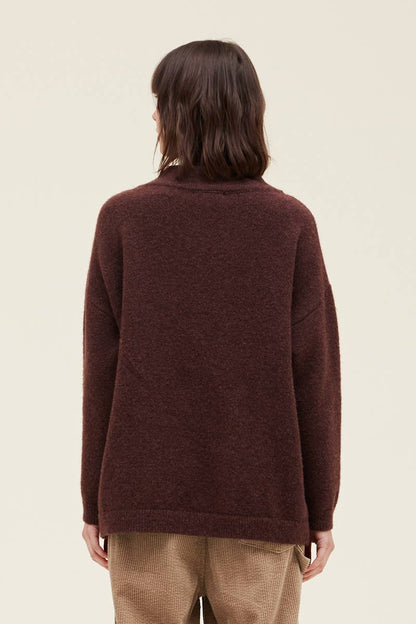 Grade & Gather - 41484 - FRONT TO BACK OVERLAP SWEATER: NATURAL / MEDIUM
