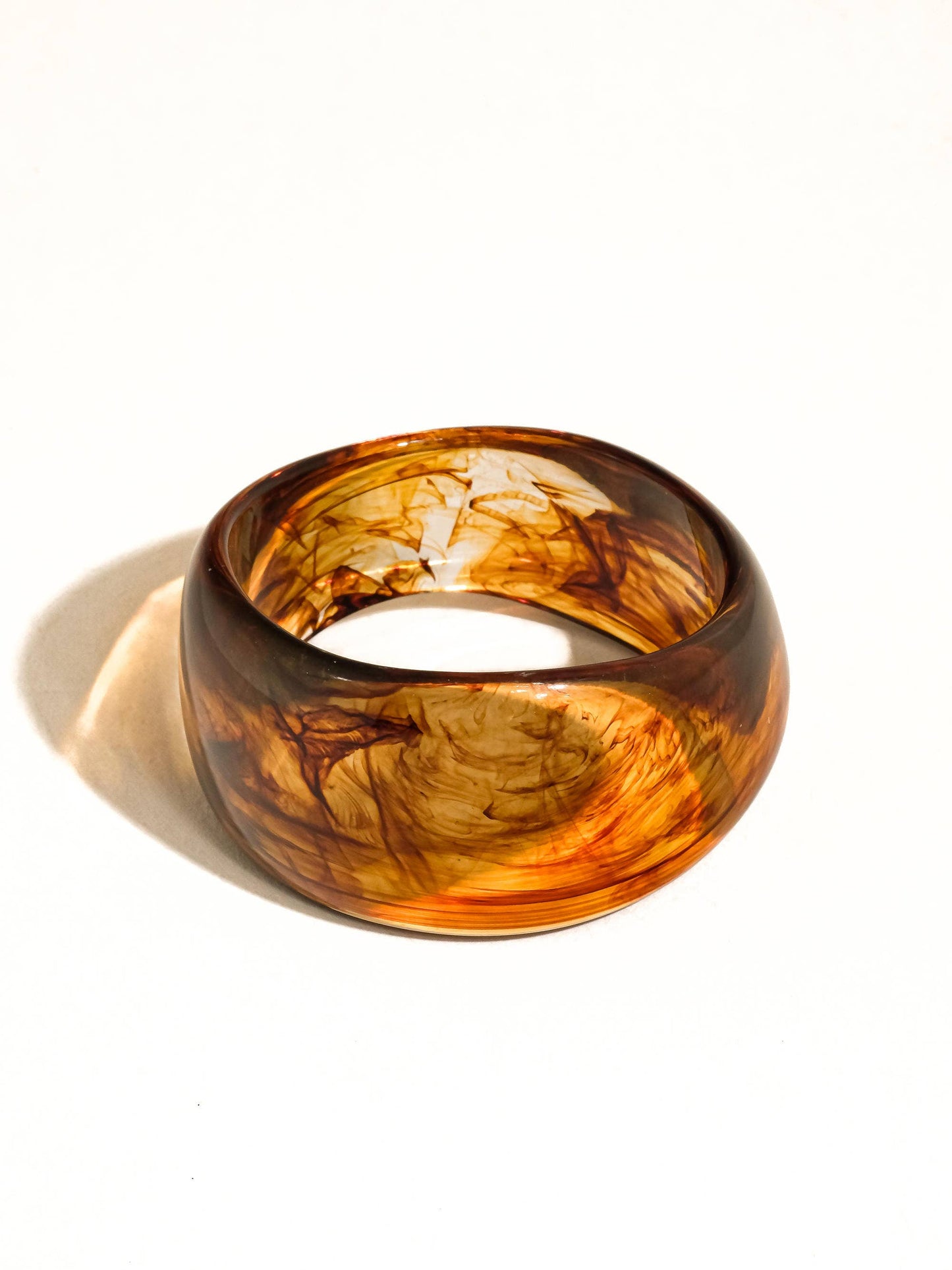 Flânerie by MAIQ - Caelia Modern Bold Statement Resin Bangle: Brown