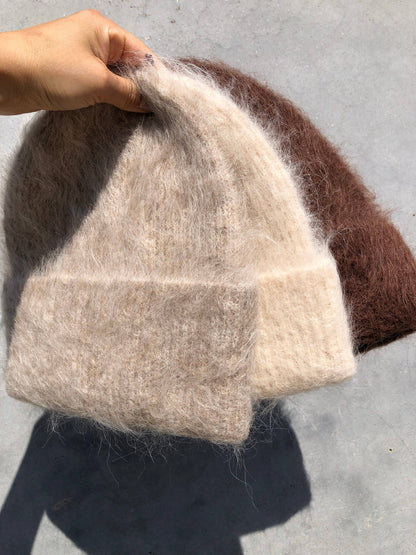 Billy Bamboo - ALPACA FLUFFY BEANIE: White