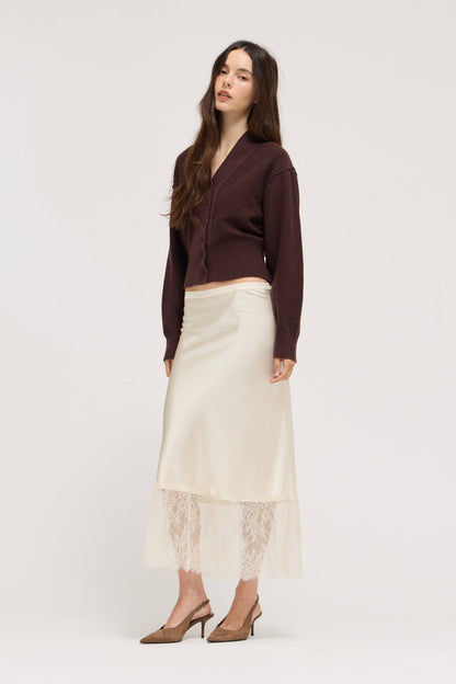 Grade & Gather - 80562 - V-NECK CARDIGAN: AUBERGINE / Contemporary / SM