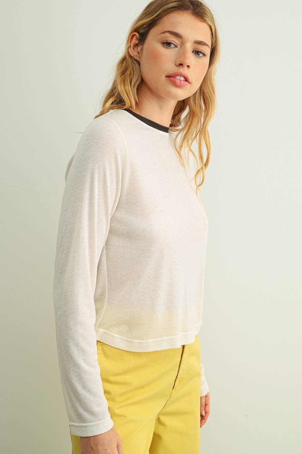 MIOU MUSE - ET7016   ESSENTIAL RINGER LONG SLEEVE TOP: CREAM/NAVY / L