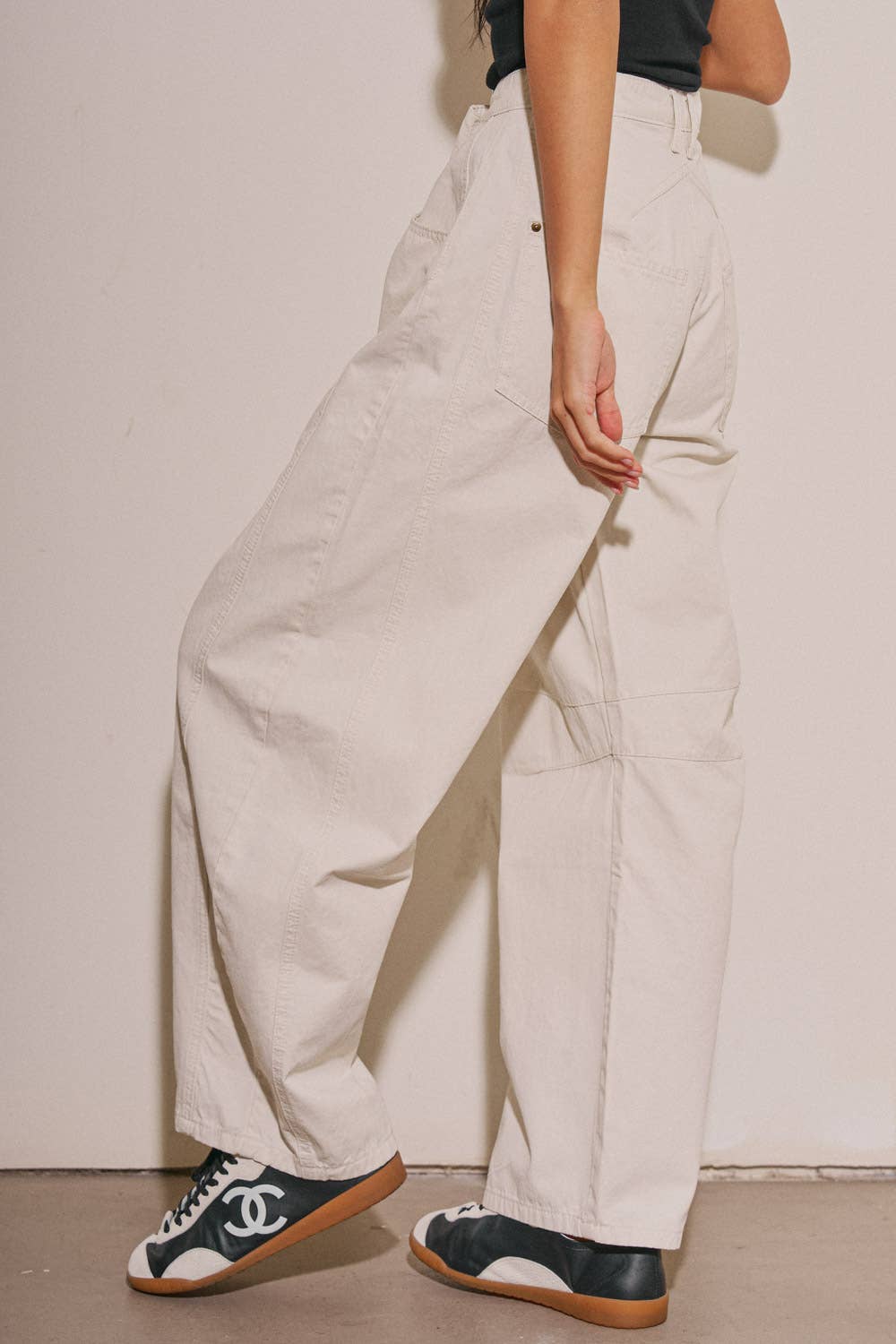 BEIGE BOTANY - A4108P-1 LADIES WOVEN COTTON WIDE LEG BARREL PANTS: Vintage Navy / S