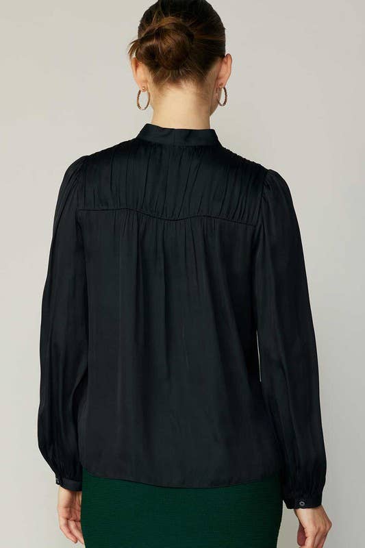Current Air - V-neck Pleated Blouse W/Self Tie: Ecru / XS