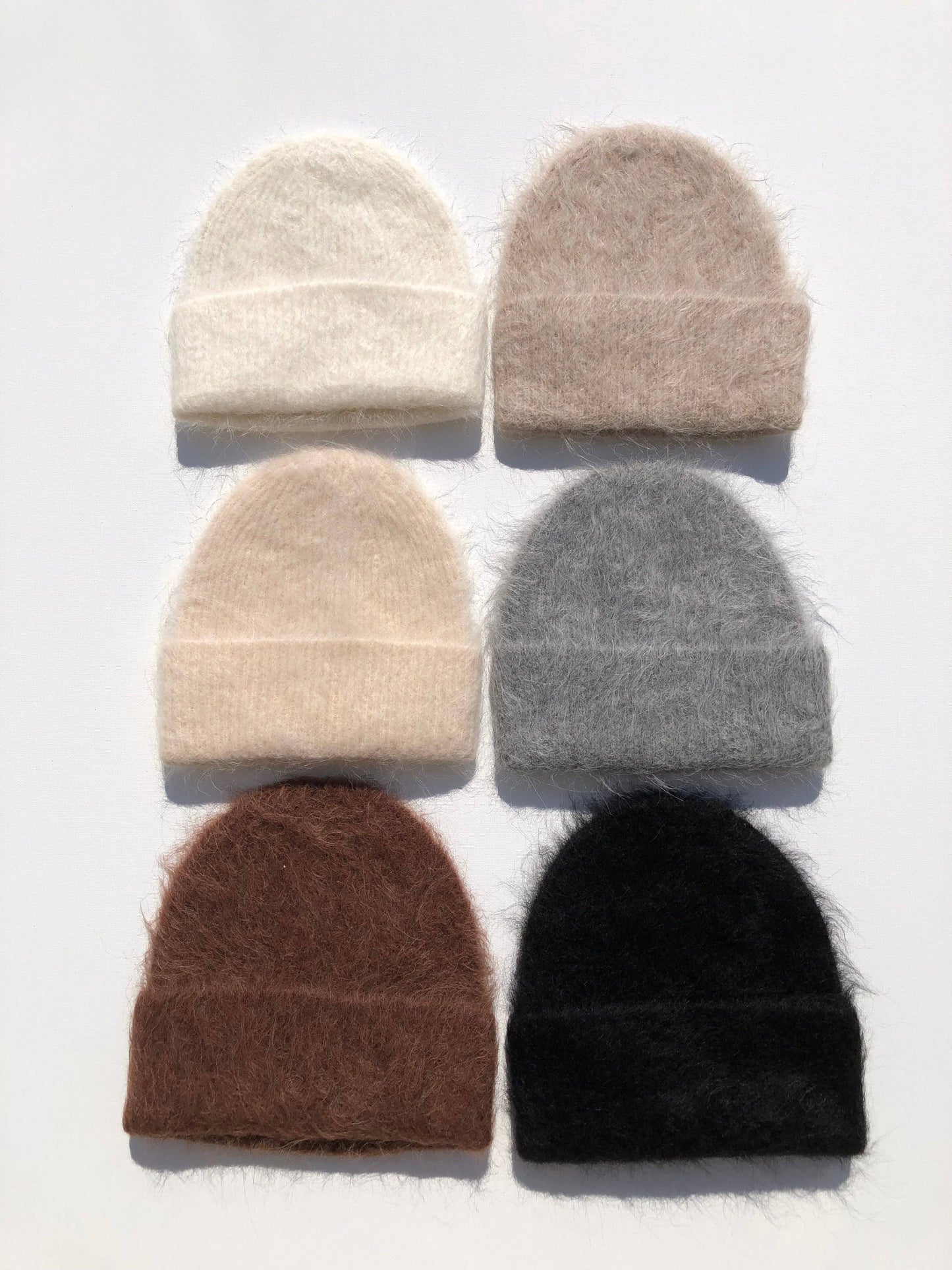 Billy Bamboo - ALPACA FLUFFY BEANIE: White