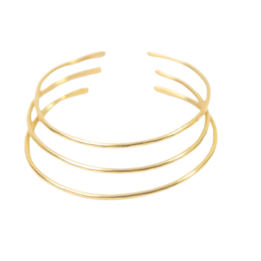 Forai - Hammered Brass Bangle