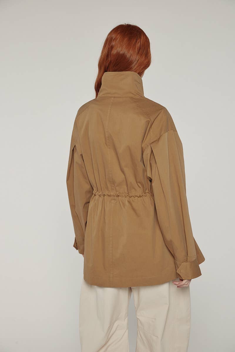 amente - Tie waist utility jacket: Khaki / Solid / XS/S