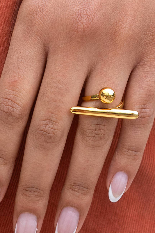 Peter and June - Balance Ring: Gold Plated