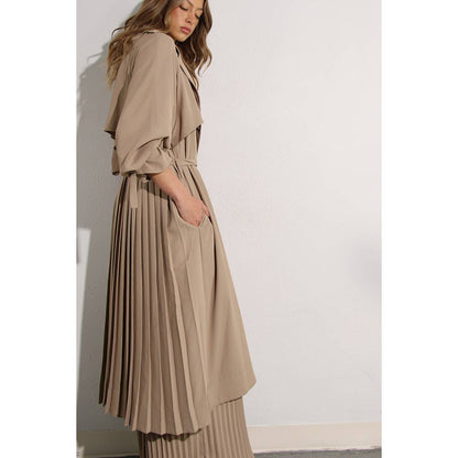 Mulla - BACK PLEATED TRENCH COAT: ASH TAUPE / M