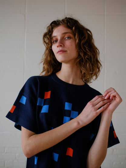 The Endery - Albers Short Sleeve Sweater Tee- Indigo: M/L