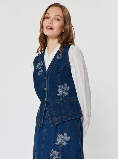 Current Air - Floral Embroidery Patch Denim Vest: Denim / L