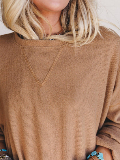 Three Bird Nest - Brayden Oversized Pullover - Camel: Camel / S