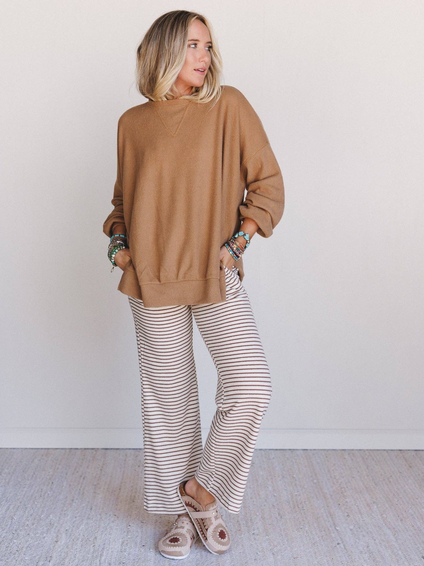 Three Bird Nest - Brayden Oversized Pullover - Camel: Camel / M
