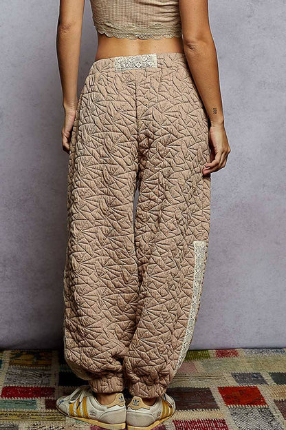 Pol Clothing - Vintage washing solid trim quilted knit jogger pants: CHARCOAL / S