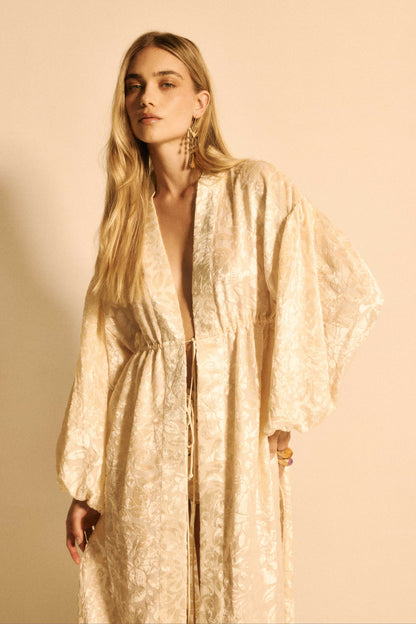 Jen's Pirate Booty - Mocambo Kimono: Winter White / P/S