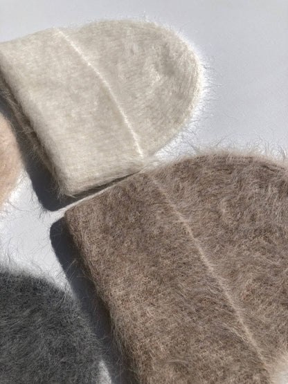 Billy Bamboo - ALPACA FLUFFY BEANIE: Mushroom