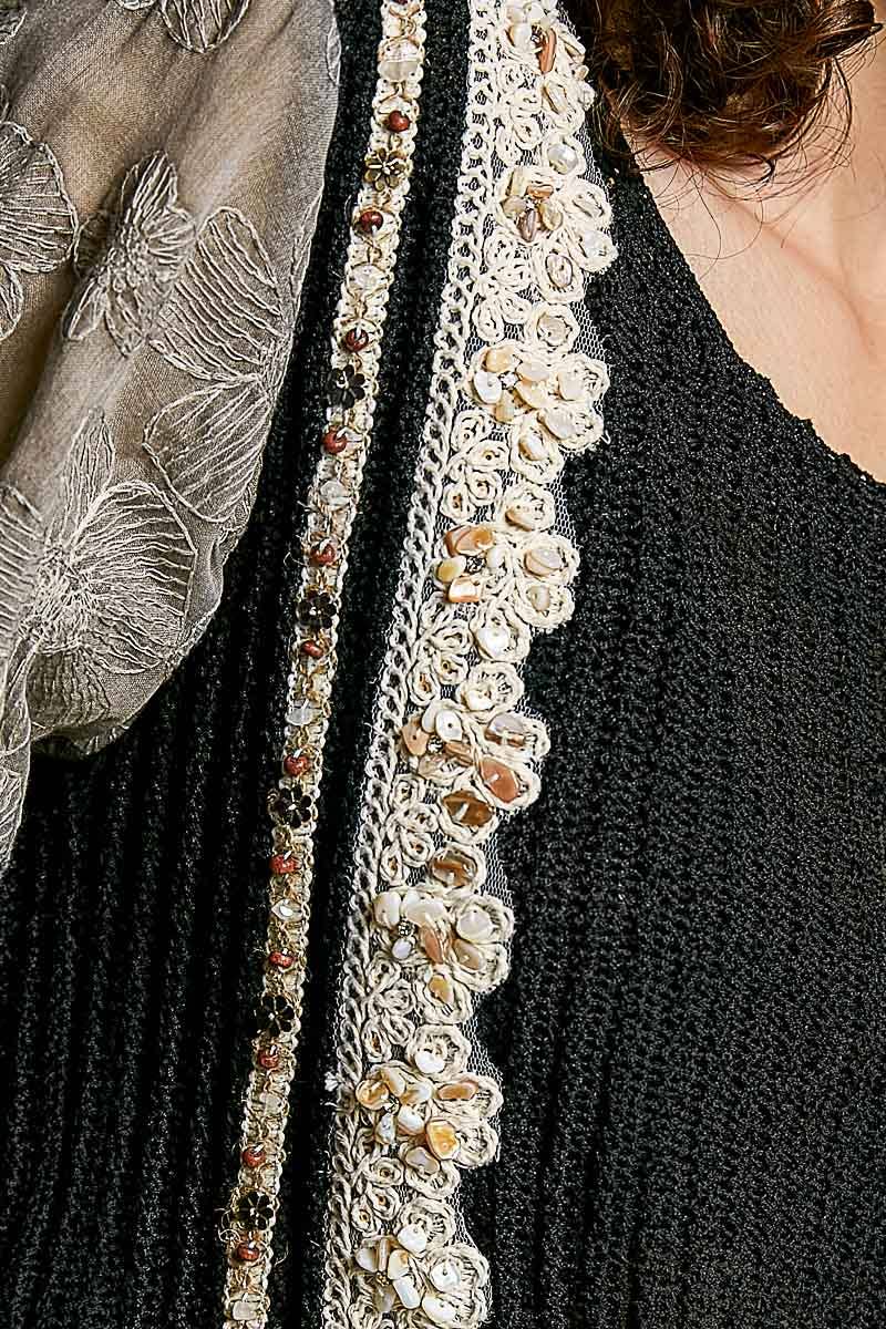 Pol Clothing - Balloon Sleeve bead Trim Point Acrylic Sweater Top : Black / L