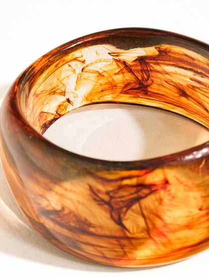 Flânerie by MAIQ - Caelia Modern Bold Statement Resin Bangle: Brown