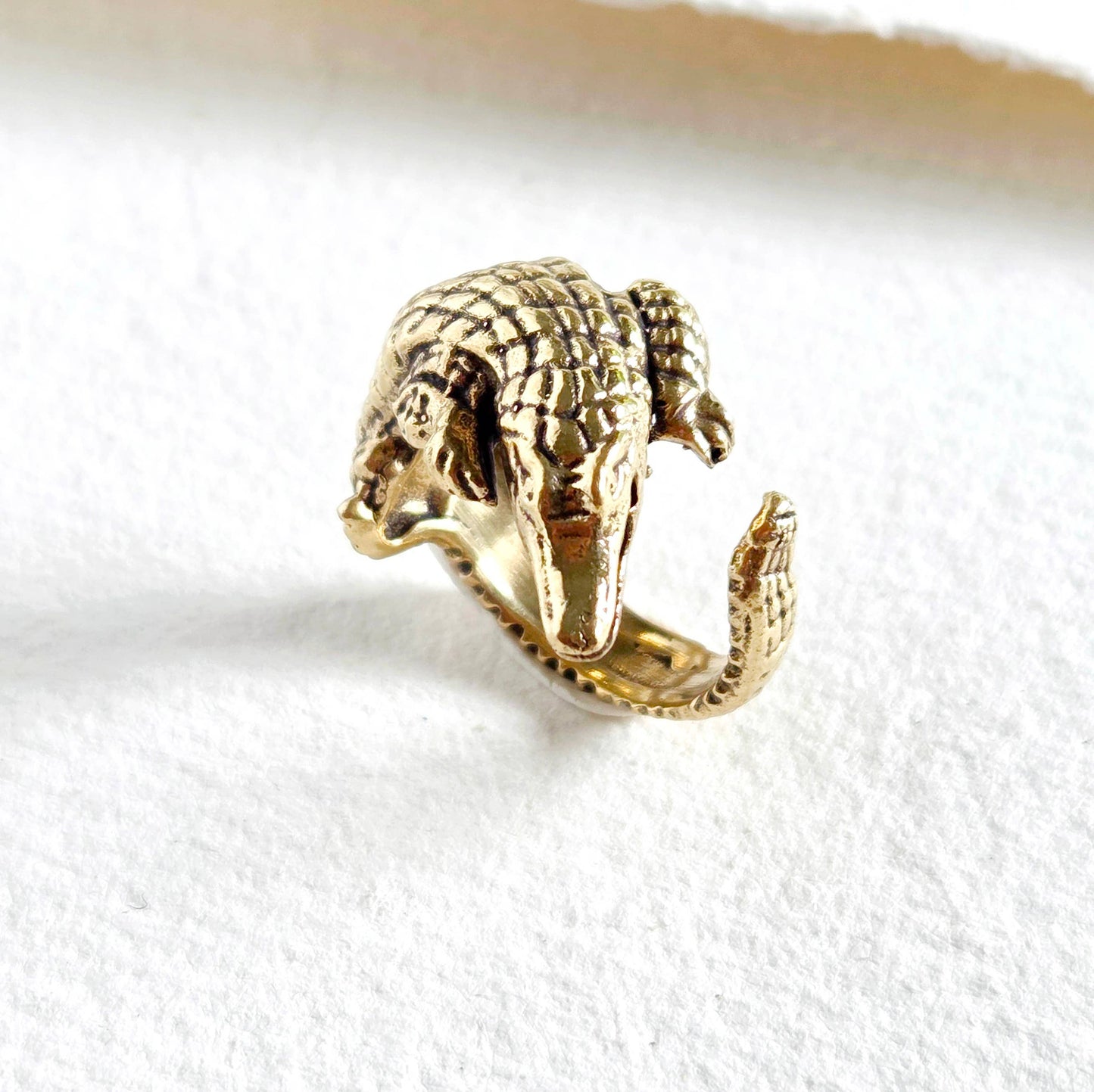 Bisjoux - Brass alligator animal ring crocodile nature jewelry