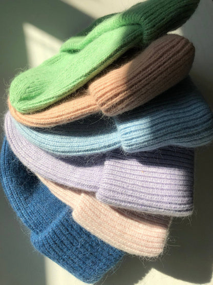 Billy Bamboo - ROYAL ANGORA WOOL BEANIE - snow pastel: Mocha green